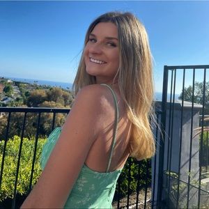 Meet your Posher, Andrea